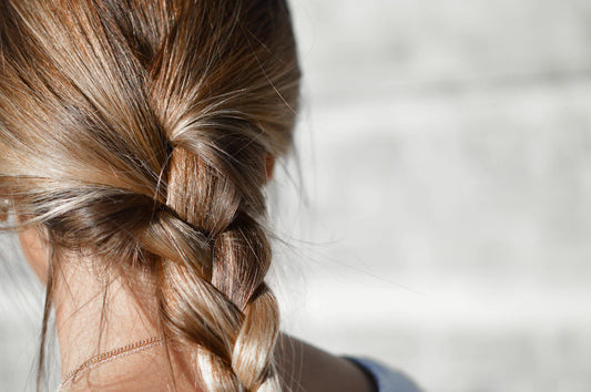 Unlocking the Secrets A Comprehensive Guide to Understanding the Ingredients in Hair Products